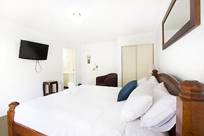 Lake Hume Resort