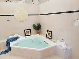Lake Hume Resort