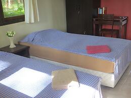 Manora Garden B & B