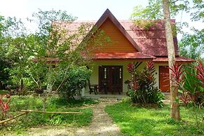 Manora Garden B & B