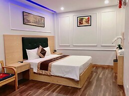 Khach San Viet My