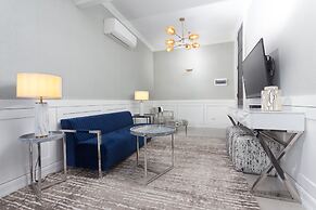Stonehill Suites