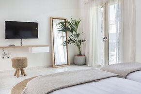Argostoli Marina Suites