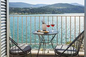 Argostoli Marina Suites