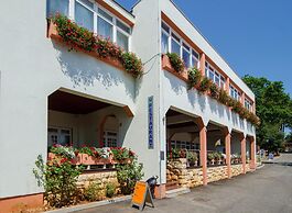 Centinera  Resort