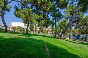 Centinera  Resort