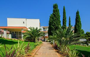 Centinera  Resort