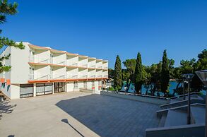 Centinera  Resort