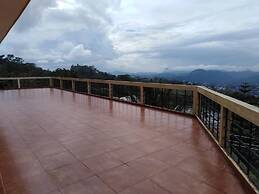 kandy Highland Unique