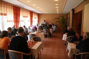 Waldhotel Humboldt FeWo1
