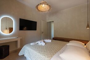 Krios Luxury Suites