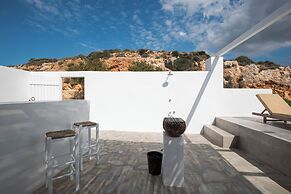 Krios Luxury Suites