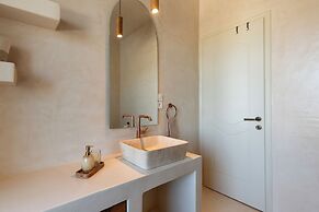 Krios Luxury Suites