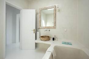 Krios Luxury Suites