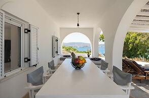 Krios Luxury Suites