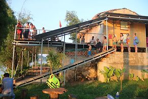 Hahaland - Hostel