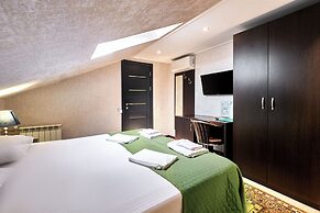 Blue Marine Hotel