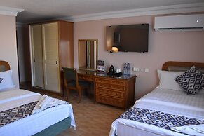 Mass Plaza Hotel