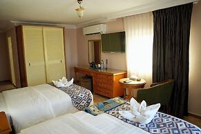 Mass Plaza Hotel