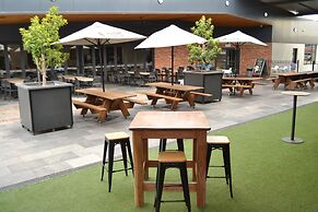 Garden Hotel