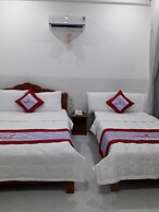 Anh Quan Hotel