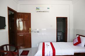 Anh Quan Hotel