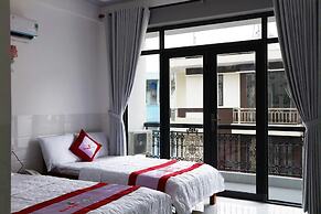 Anh Quan Hotel