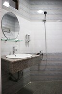 Anh Quan Hotel