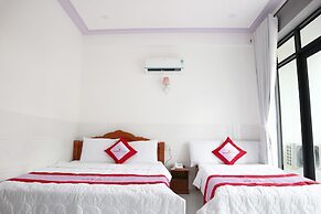Anh Quan Hotel