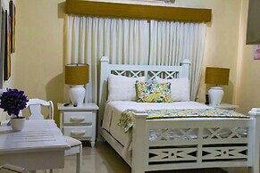 Hotel Rancho Guacamayos