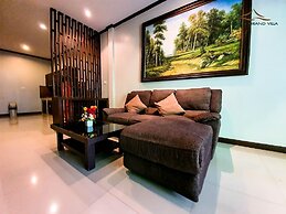 Nai Harn Grand Villa