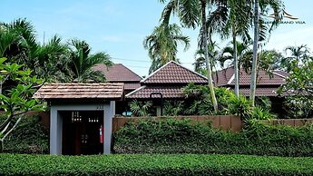 Nai Harn Grand Villa