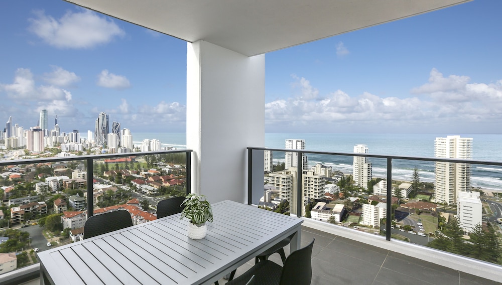 Qube Broadbeach