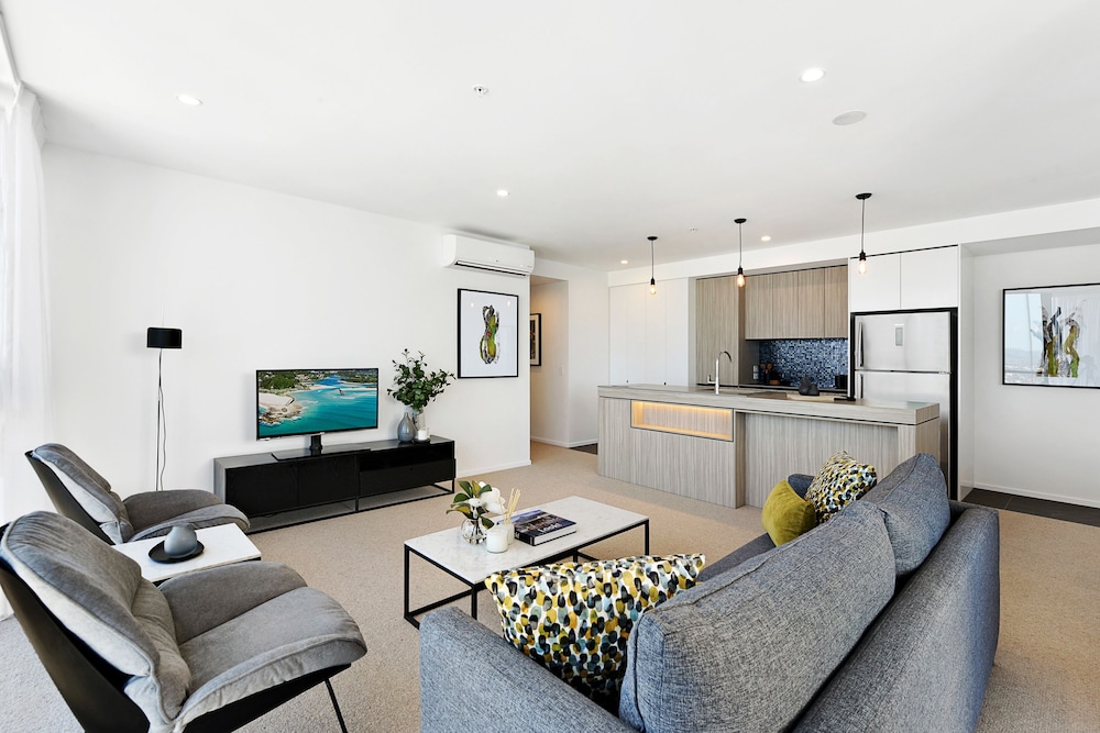 Qube Broadbeach