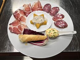 700 Enolocanda