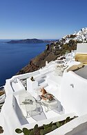 Gitsa Cliff Luxury Villa