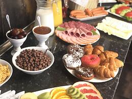 Mashtots Hotel