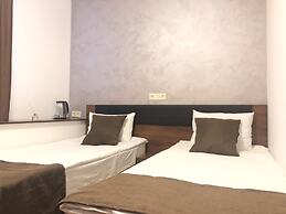 Mashtots Hotel