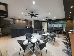 DG Grami Hotel