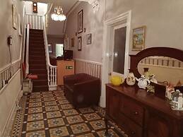 Overton Villa Hotel