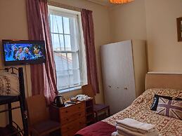 Overton Villa Hotel