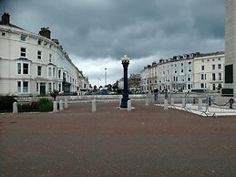 Overton Villa Hotel