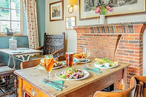 Minnie - Tiger Inn