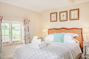 Minnie - Tiger Inn