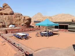 Desert Lovers Camp