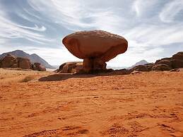Desert Lovers Camp