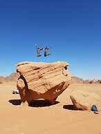 Desert Lovers Camp