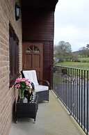 Acorn Court Country House