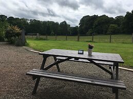 Acorn Court Country House