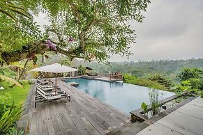Awan Putih Resort